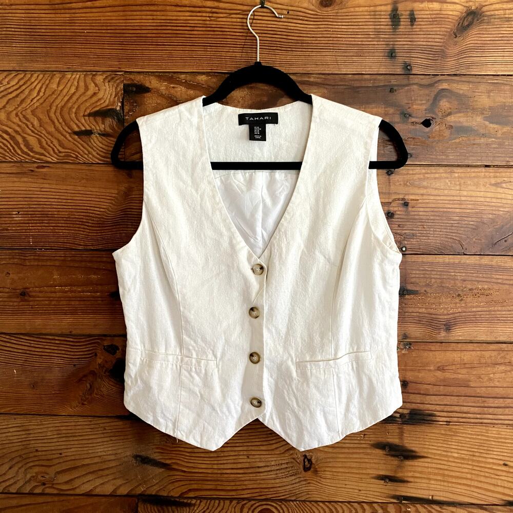 Tahari Linen Fitted Vest Shirt in Cream size Medium